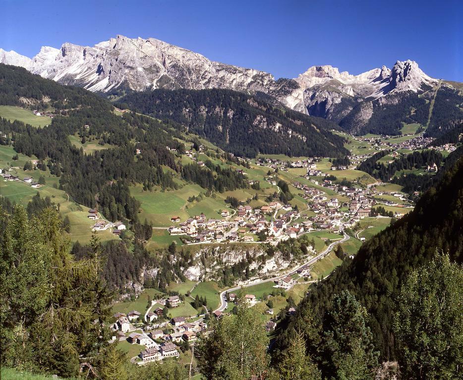 Garni Le Chalet Santa Cristina Val Gardena Dış mekan fotoğraf
