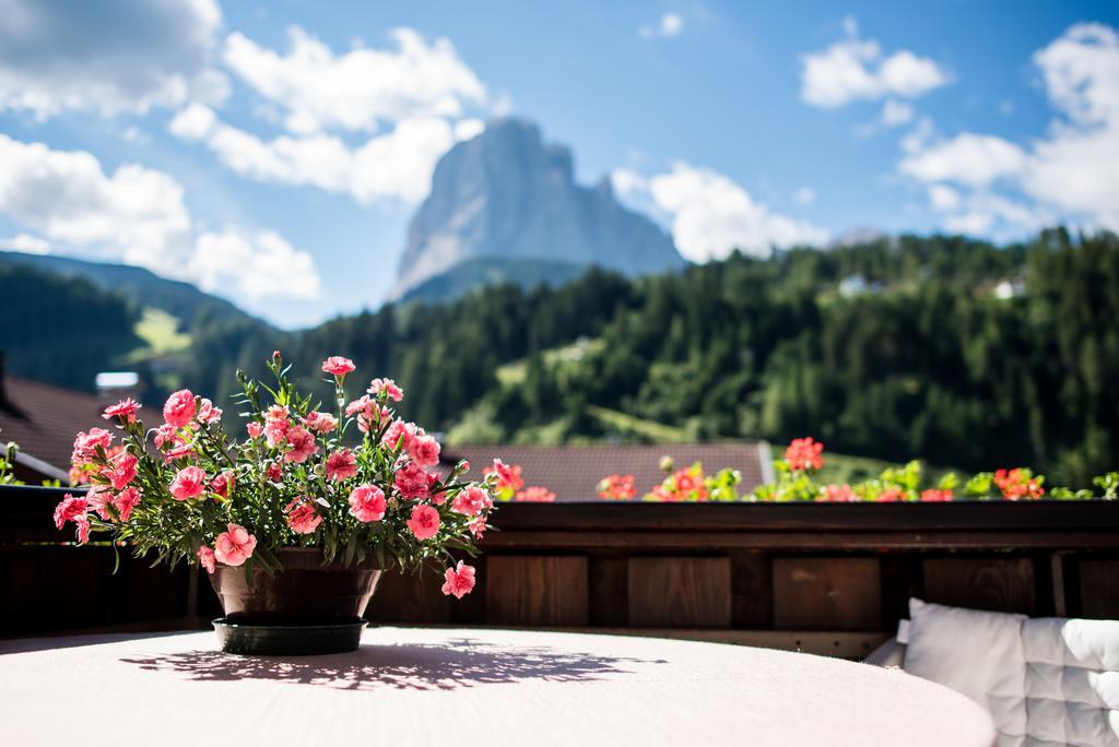 Garni Le Chalet Santa Cristina Val Gardena Dış mekan fotoğraf